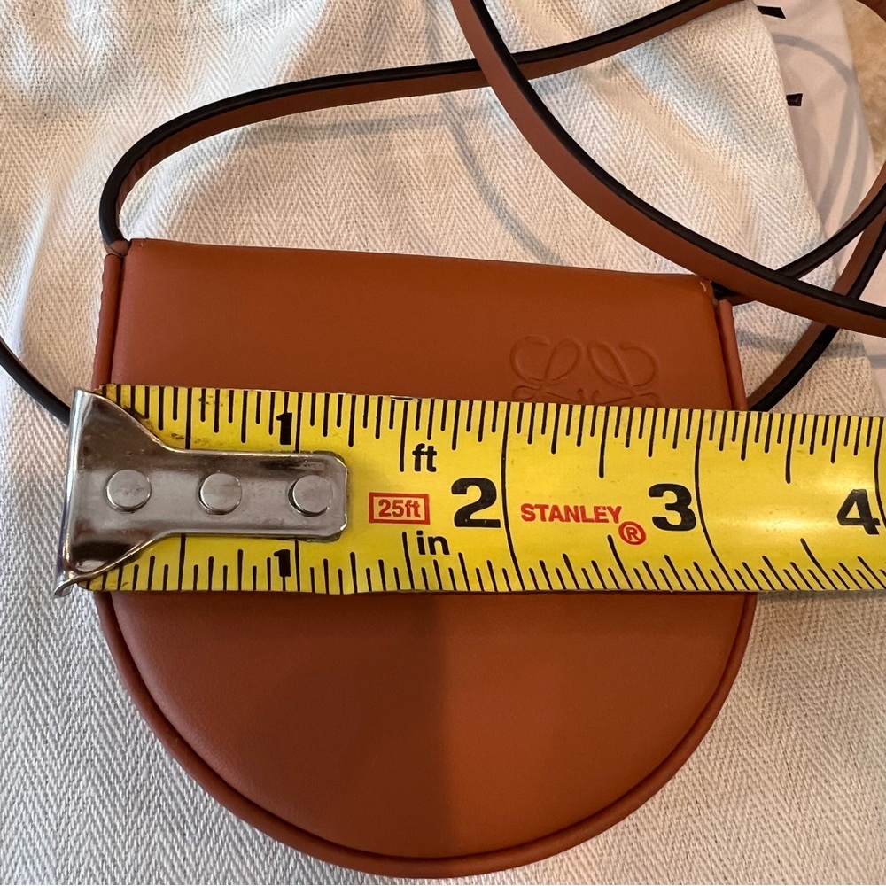 Loewe EUC MINI Leather Heel Pouch comes with box and dust bag - Picture 7 of 12